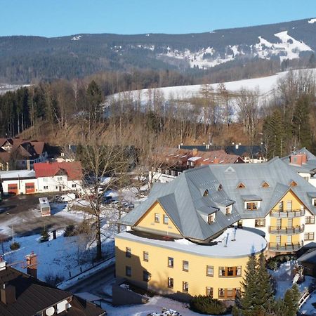 Apartmany Rokytka U Sjezdovky ロキトニツェ・ナト・イゼロウ エクステリア 写真
