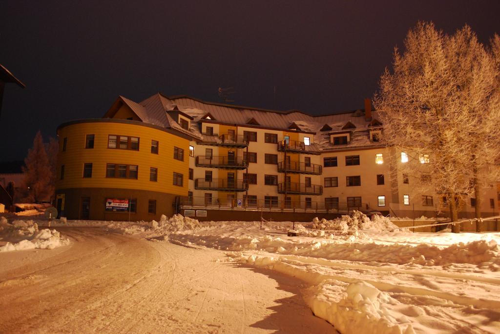 Apartmany Rokytka U Sjezdovky ロキトニツェ・ナト・イゼロウ エクステリア 写真